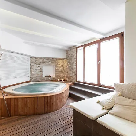 Piccolo Aurora Hotel 3*